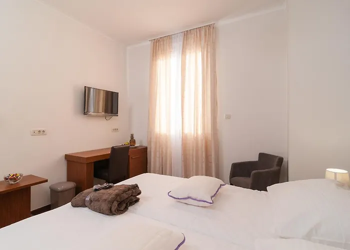 Luxury Near The 4*