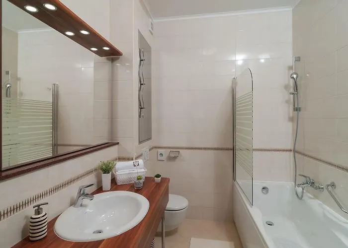 Luxury Near The Pensión 4*