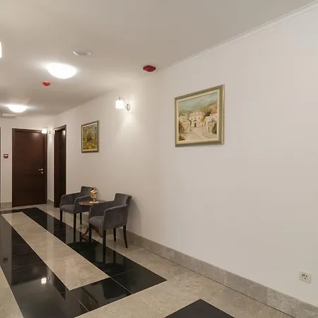 Vendégház Luxury Near The