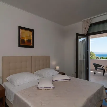 Luxury Near The Vendégház Split
